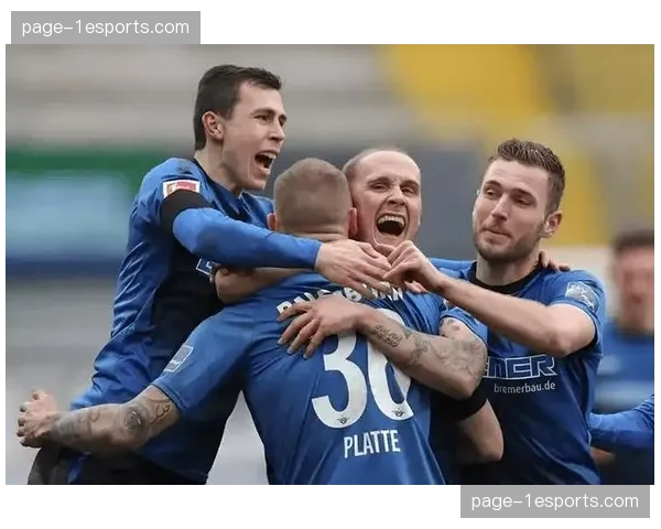 欧冠：基尔客场1分优势险胜匈牙利维谢格拉德，占得晋级先机。